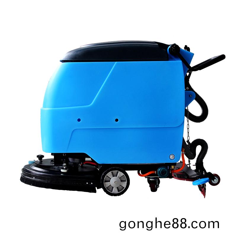 手推(tui)式洗地機